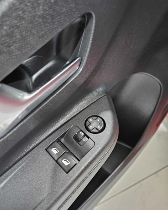 Opel Corsa cena 39700 przebieg: 35747, rok produkcji 2020 z Sulechów małe 211